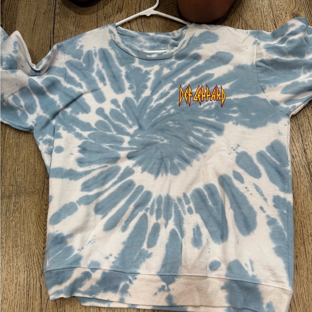 Women Tie-Dye Sweatshirt - Blue and White